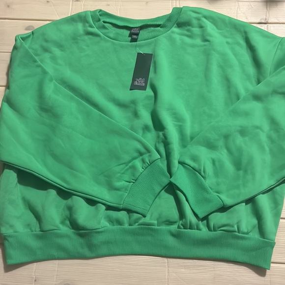 Women’s vibrant green cotton long sleeve crewneck sweatshirts NWT - Picture 6 of 7